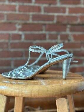 Via Spiga Silver Metallic Leather T-Strap Heeled Sandals